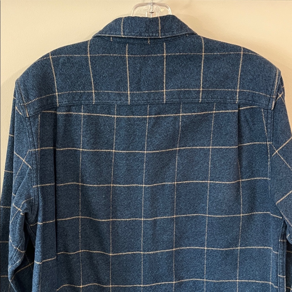 Patagonia - XS, Navy Window Pane Checkered Organic Cotton Button Up - Picture 4 of 8